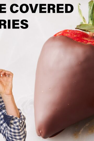 Easy Chocolate Covered Strawberries