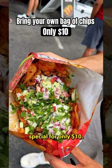 Check out Flavor Hive food truck in Alexandria, VA! #foodie #chips #alexandriava #dmvfoodie