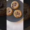 The most perfect chocolate-chip cookies you will ever see
