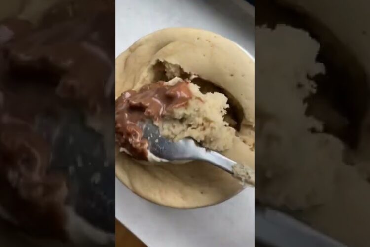 "Trusty 3-ingredient mug cake"
