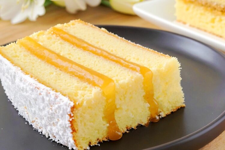 Quick and Delicious Cake recipe - Easy Vanilla Cake! No Eggs - Eggless Vanilla Cake Recipe