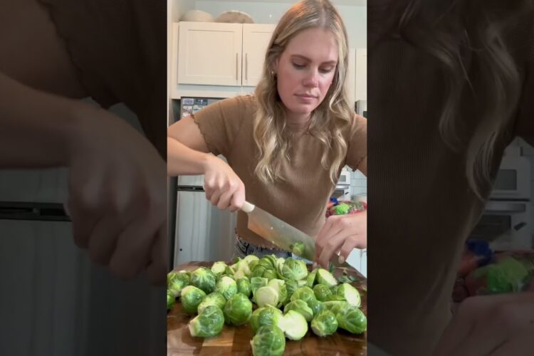 Turning $55 into 20 healthy meals- full list will be in description! #healthyliving #healthyrecipe