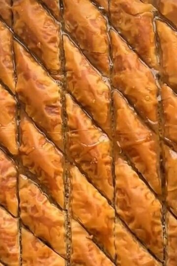 Make baklava in only 10 minutes with this brilliant hack l GMA