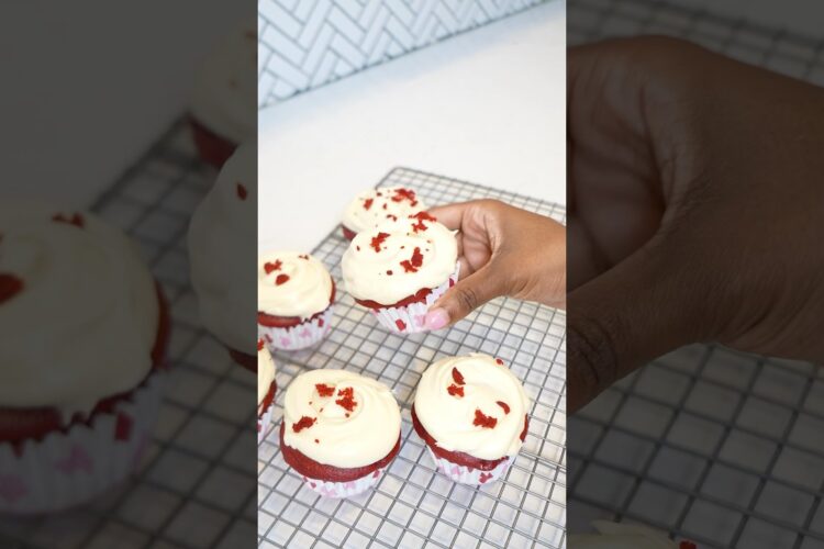 How to make boxed cake mix taste better! Red velvet cupcakes! #dessert