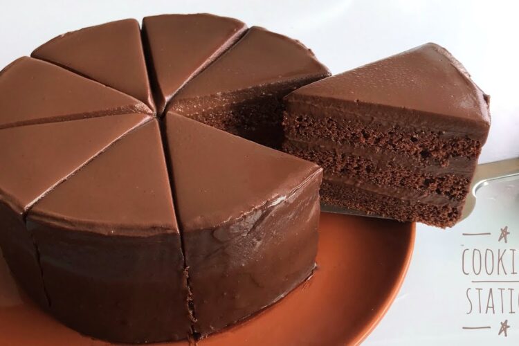 SUPER AMAZING  MOIST CHOCOLATE CAKE RECIPE | เค้กช็อกโกแลตหน้านิ่ม สูตรหน้านิ่ม วิธีราดหน้านิ่มง่ายๆ