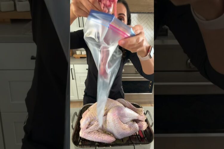 How to Cook Thanksgiving Turkey | Feel Good Foodie