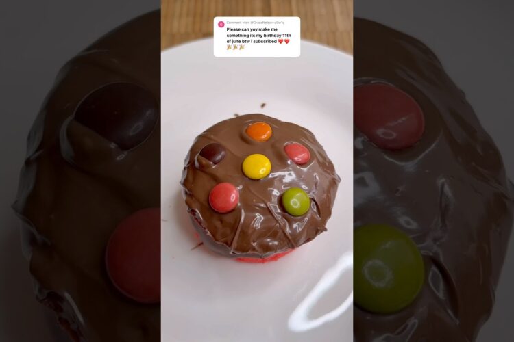 Milka red velvet microwave cake ! 😋