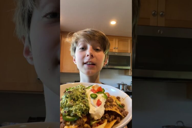 Loaded Nachos!!  #shorts #fyp #viral #cooking #chef #food #recipe #beef #cheese #trending