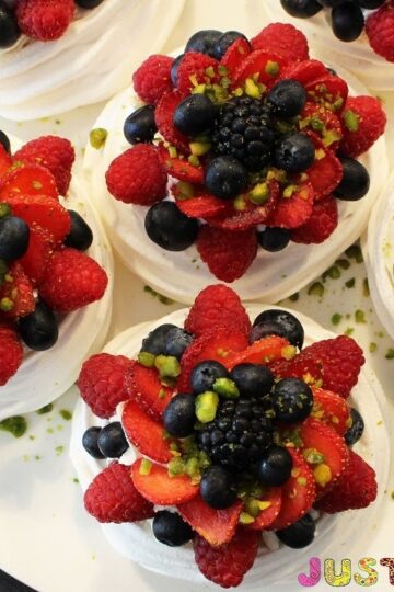 Recette de Pavlovas aux Fruits Rouges