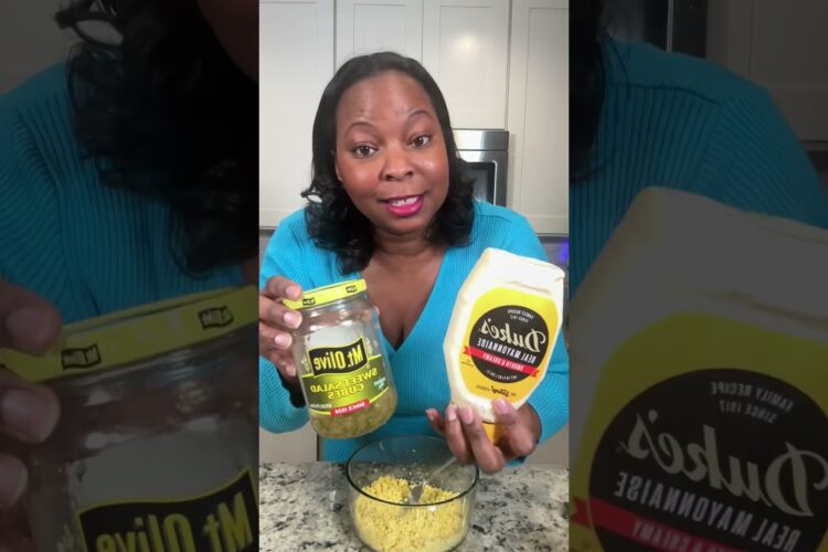 Southern Deviled Eggs the Shirley Mae Way #deviledeggs