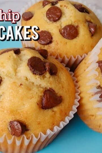 Chocolate Chip Vanilla Cupcakes | Vanilla Cupcakes Recipe | Easy One Bowl Recipe |  Easy Muffins