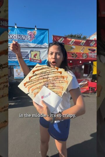 Would you try this MASSIVE rice cracker?
