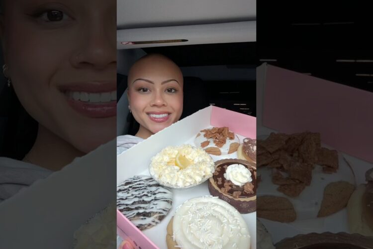 7/21 CRUMBL COOKIE REVIEW🍋