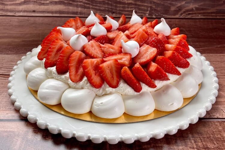 Faire une pavlova à la meringue française - recette facile