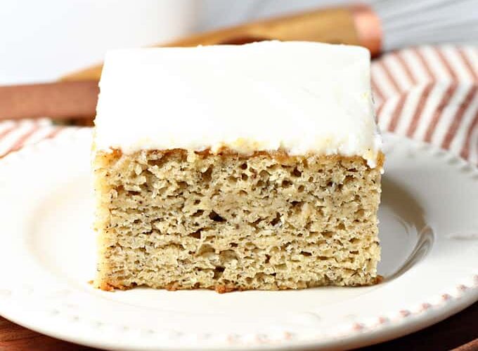 Best Banana Cake with Vanilla Frosting
