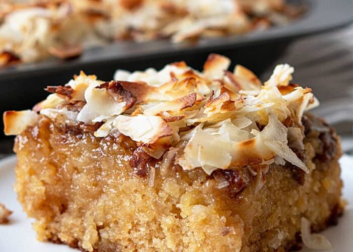 GRANNY CAKE WITH COCONUT