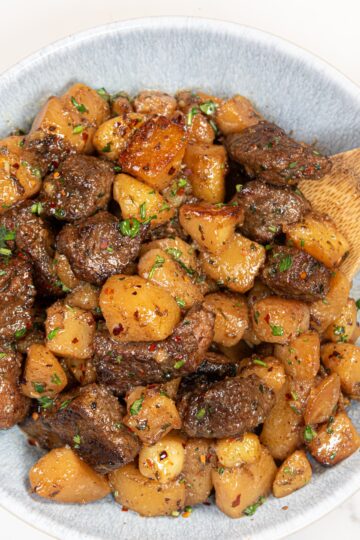 Garlic Butter Steak and Potatoes