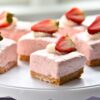 No bake strawberry cheesecake bars without gelatin