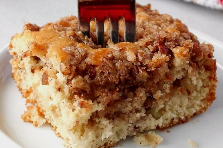 Moist Apple Crumble Coffee Cake Recipe