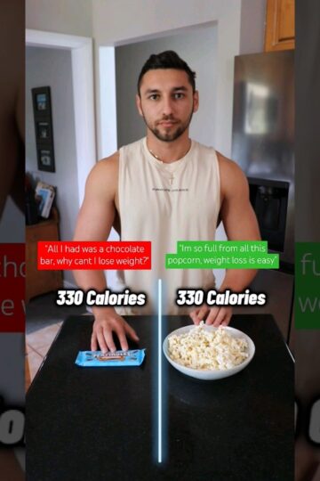 Chocolate Bars VS Popcorn for WEIGHT LOSS... #diet #flexibledieting #lweightloss #dietips #calories