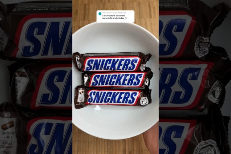 The Snickers Brownie ! 😋🎉 #snickers