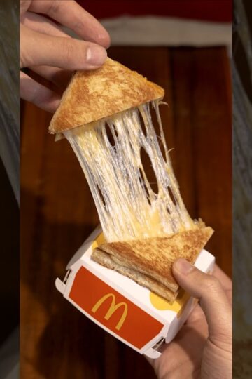 Mcdonalds Grilled Cheese?!? Why didn't I know about this??