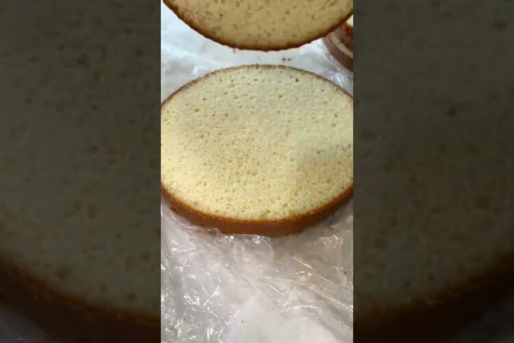 Secret to MOIST cakes is so SIMPLE