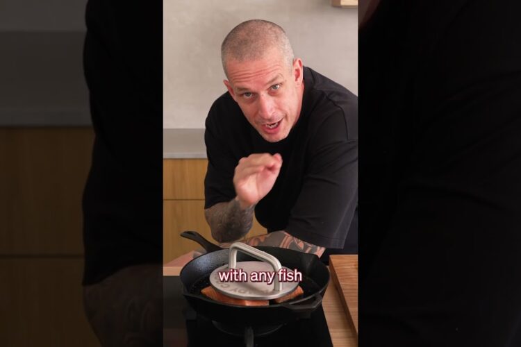 How to cook crispy skin salmon.