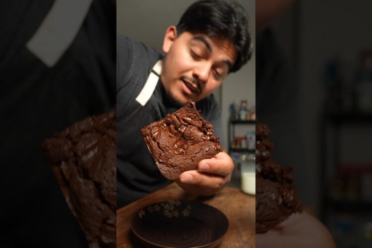 Brownies at MIDNIGHT bouta make a BOOM in ya belly. #brownie #dessert