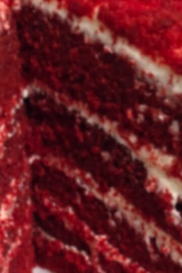 Five Layer Red Velvet Cake with Vanilla Bean Cream Cheese Frosting #recipe #video #redvelvetcake