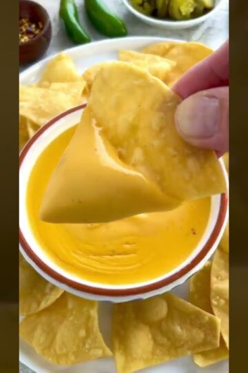 Quick & Easy Nacho Cheese Sauce #shorts