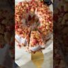Strawberry Crunch Cake at Grandbaby-Cakes.com #strawberrycrunchcake #crunchcake #strawberrycake