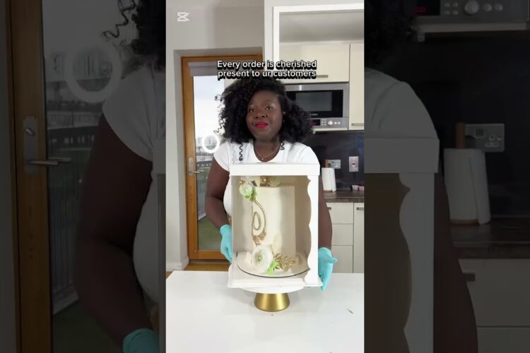 Cake& Cupcakes by Cupcake packaging by Thanku Cake sis for making magic with our boxes Delivery 🚚