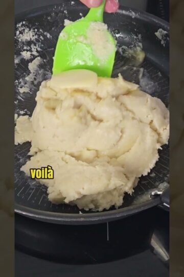 RECETTE : Churros avec 4 ingrédients, inratables et très rapides à faire**LACHOUFAMILY**