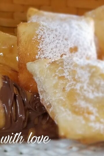 SOPAPILLAS | Honey, Nutella, Cinnamon Sugar, Powdered Sugar ❤