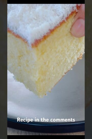 Easy recipe for Moist Vanilla Cake 👌🏻