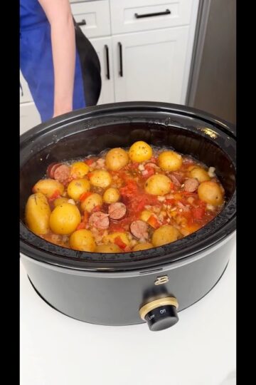 Your family will love this crockpot dinner
