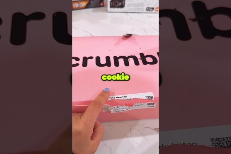 The Strangest Crumbl Cookie Box 🍪