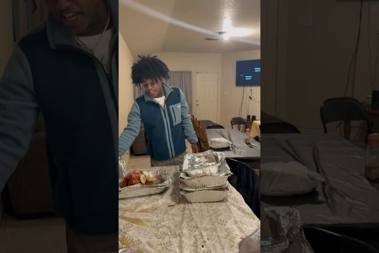 Black People only care about the FOOD on Thanksgiving