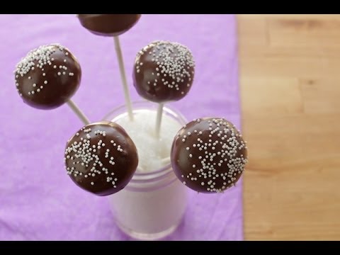 How To Make Chocolate Cake Pops | Simply Bakings