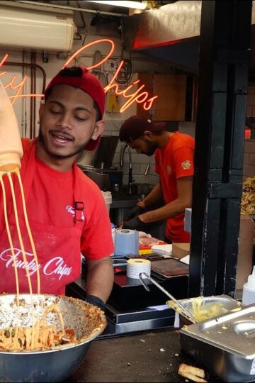 FUNKY CHIPS | Masala Chips | Cheesy Chips | Fully Loaded Viral Chips in Camden Stables Market London