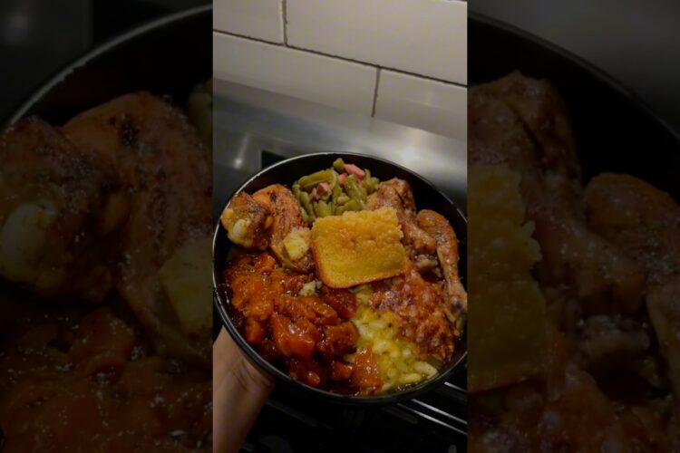 Soul Food Sunday!! #soulfoodcooking #foodie #macandcheese #detroit