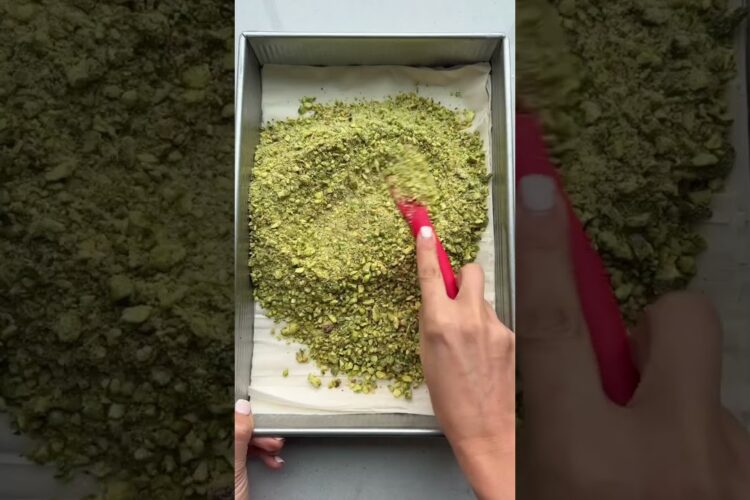 I made baklava in 10 minutes | FeelGoodFoodie