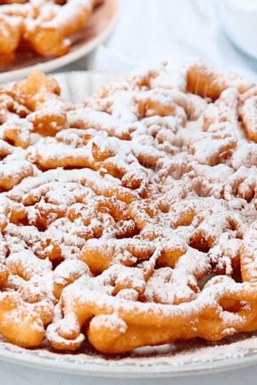You've never had cake like this! Easy FUNNEL CAKE Recipe ready in minutes