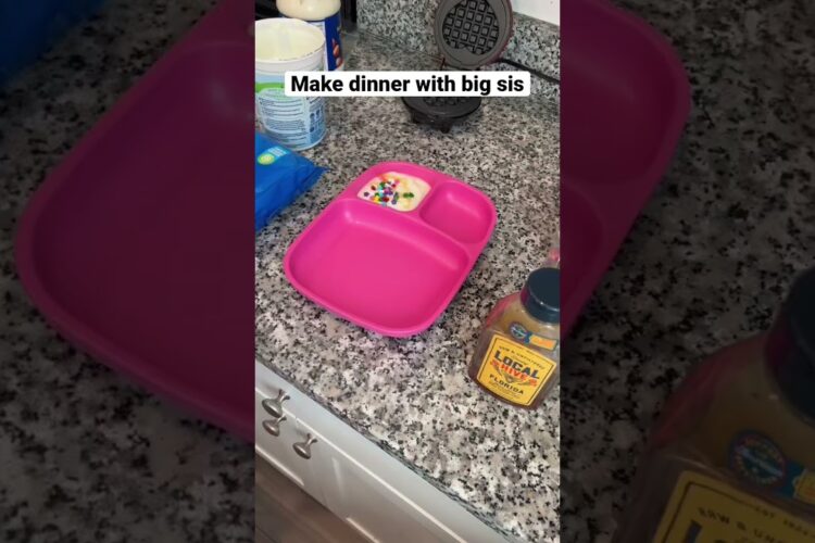 Dinner with sister ! #kids #cooking #dinner #easydinner #kidfood #shorts #easy #meals #foryou #mom