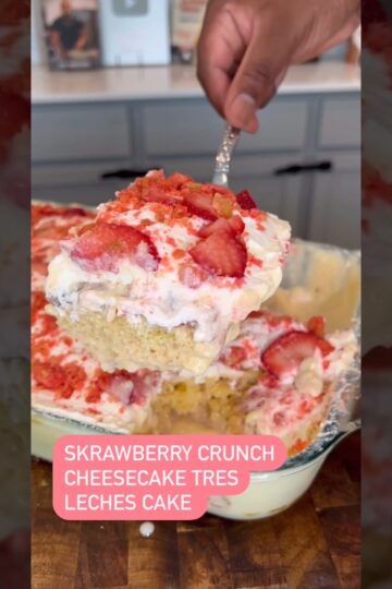 The BEST Strawberry Tres Leches! #cakerecipe #dessertrecipe