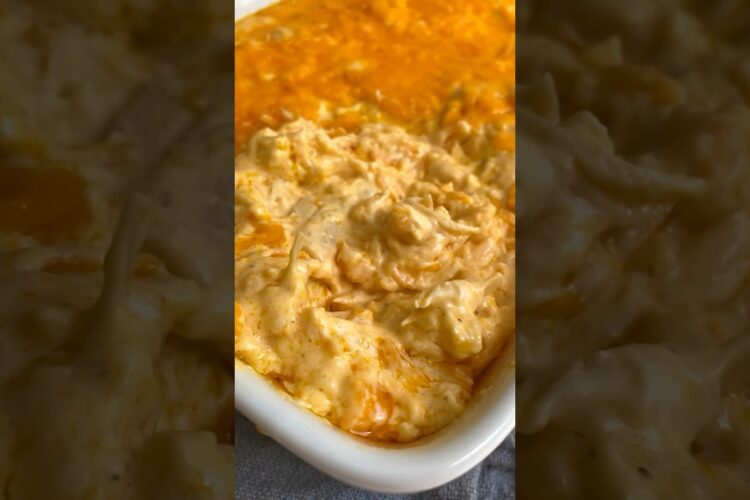 5-Ingredient Buffalo Chicken Dip