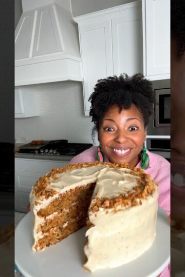 The Best Award Winnnig Carrot Cake recipe on #GrandbabyCakes! #carrotcake #cake #cakerecipe #easter