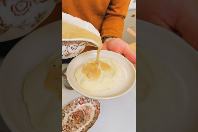 Grandma’s mashed potatoes are creamy and delicious and perfect for Thanksgiving! #shorts