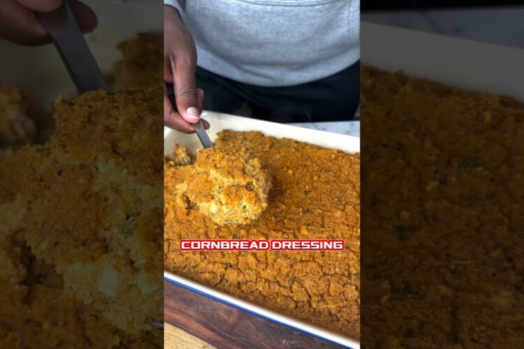 Cornbread Dressing #food #trending #holidayrecipes #sidedish #thanksgiving